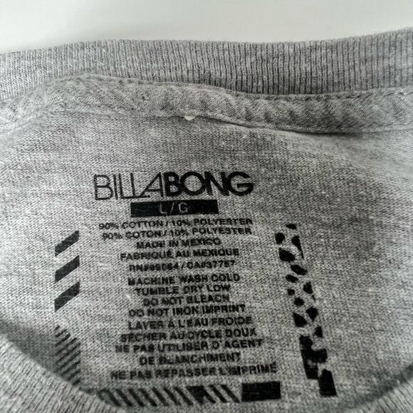 Billabong Double Standard T Shirt _ Size Large, measures a bit slim - Picture 5 of 7